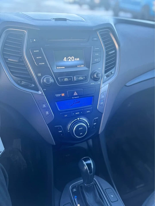 2013 Hyundai Santa Fe - Image 12 of 14
