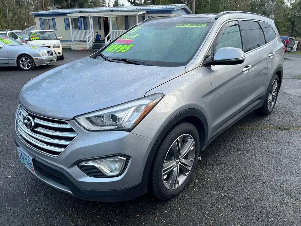2013 Hyundai Santa Fe - Image 2 of 15