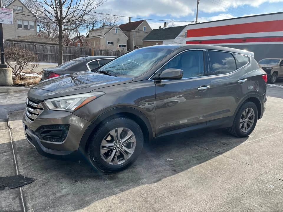 2013 Hyundai Santa Fe - Image 3 of 8