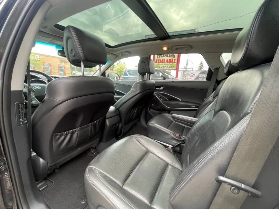2013 Hyundai Santa Fe - Image 15 of 19