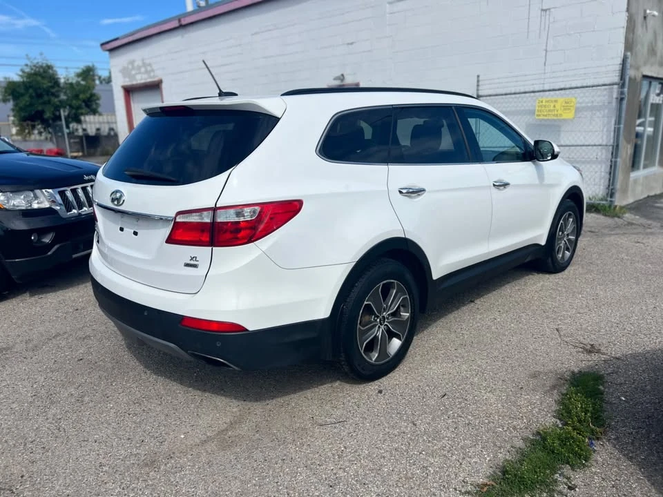 2013 Hyundai Santa Fe - Image 5 of 20
