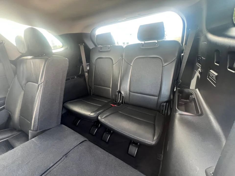 2013 Hyundai Santa Fe - Image 16 of 20