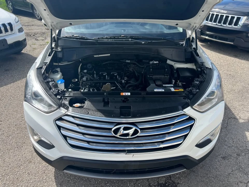 2013 Hyundai Santa Fe - Image 19 of 20