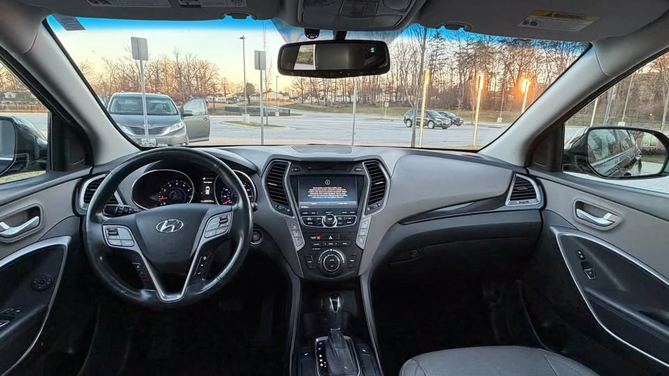 2013 Hyundai Santa Fe - Image 13 of 20