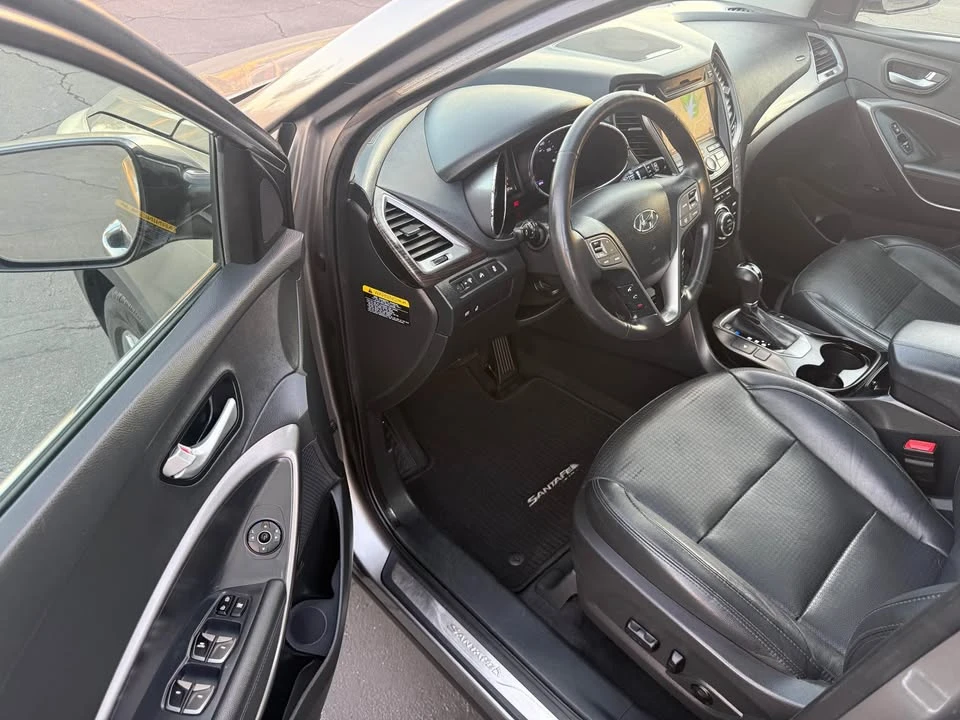 2013 Hyundai Santa Fe - Image 6 of 15