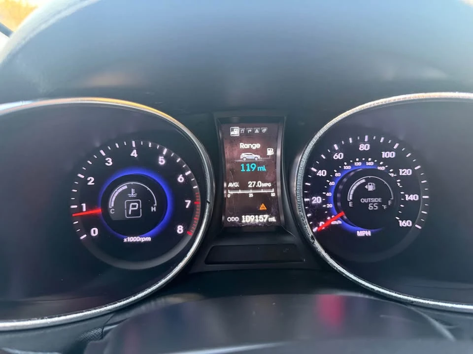 2013 Hyundai Santa Fe - Image 13 of 15