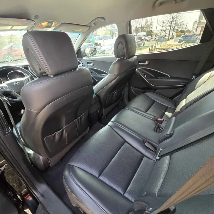2013 Hyundai Santa Fe - Image 7 of 11