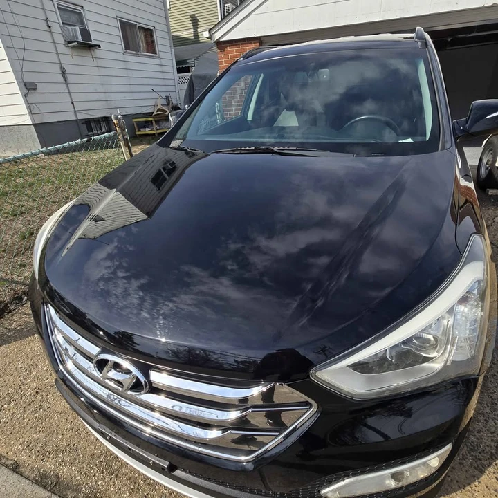 2013 Hyundai Santa Fe - Image 4 of 11