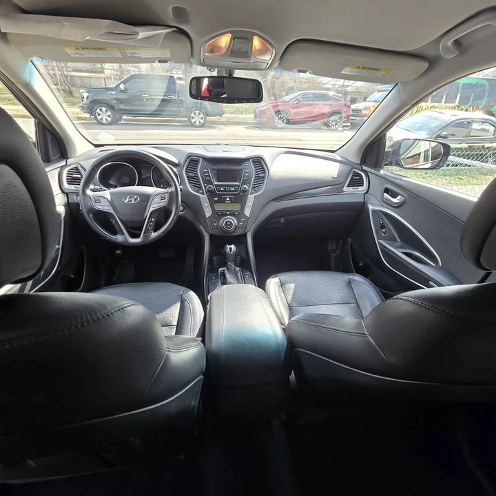 2013 Hyundai Santa Fe - Image 8 of 11