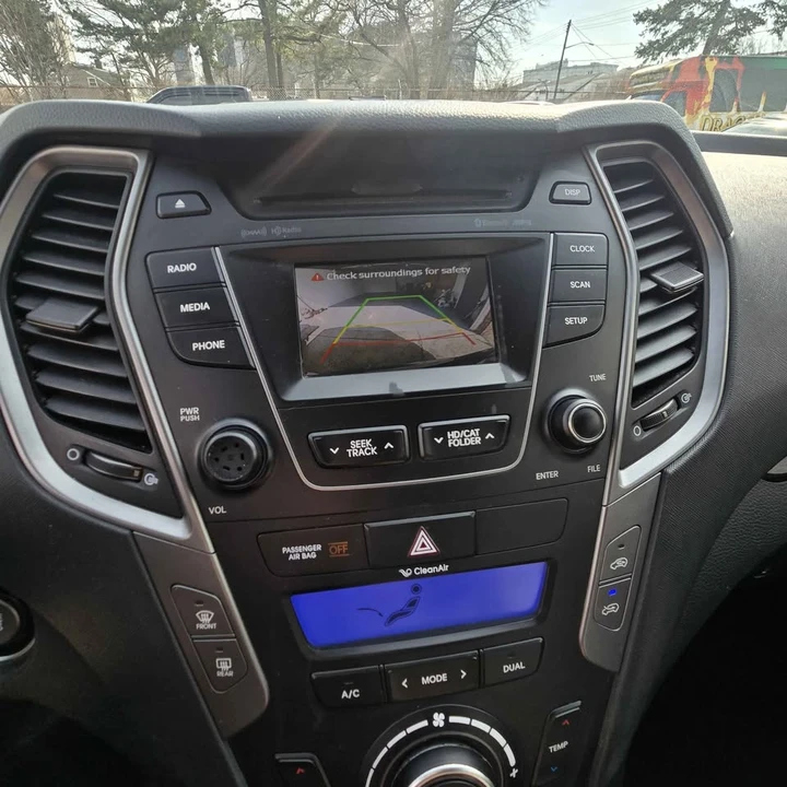 2013 Hyundai Santa Fe - Image 10 of 11