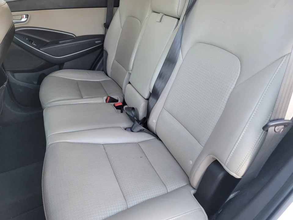 2013 Hyundai Santa Fe - Image 12 of 12