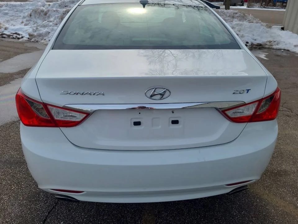 2013 Hyundai Sonata - Image 7 of 13