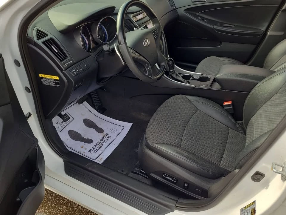 2013 Hyundai Sonata - Image 13 of 13