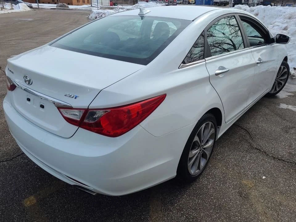 2013 Hyundai Sonata - Image 6 of 13