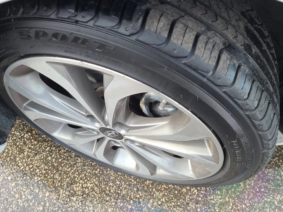 2013 Hyundai Sonata - Image 9 of 13