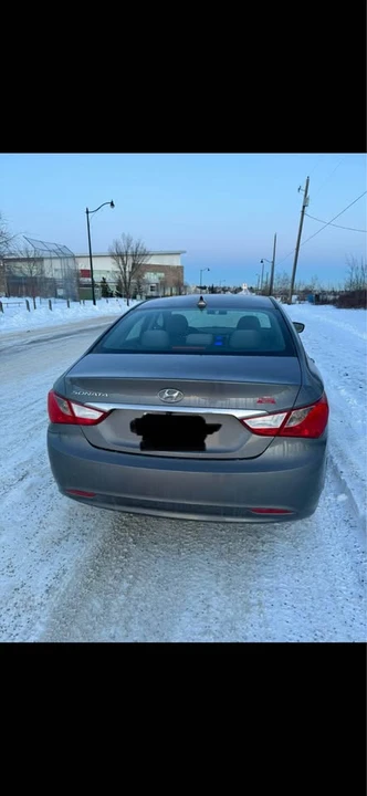 2013 Hyundai Sonata - Image 8 of 10