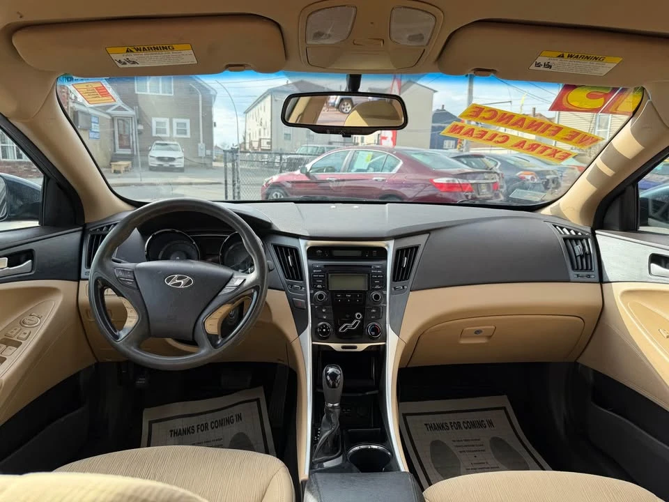 2013 Hyundai Sonata - Image 7 of 10
