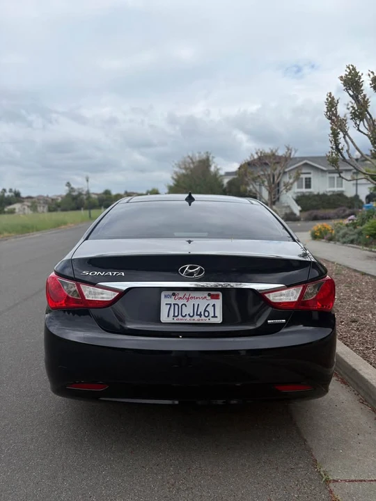2013 Hyundai Sonata - Image 3 of 10