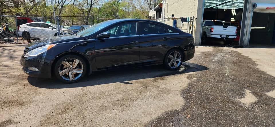 2013 Hyundai Sonata - Image 16 of 20