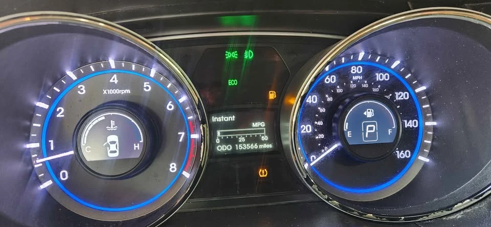 2013 Hyundai Sonata - Image 12 of 20