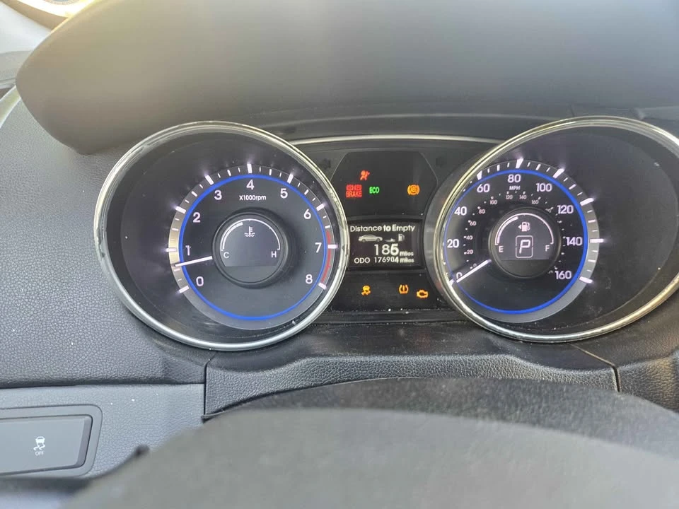 2013 Hyundai Sonata - Image 3 of 4