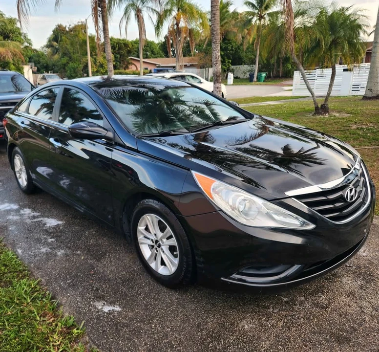 2013 Hyundai Sonata - Image 3 of 11