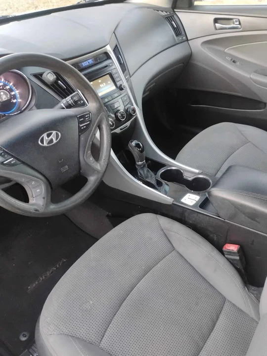 2013 Hyundai Sonata - Image 3 of 7