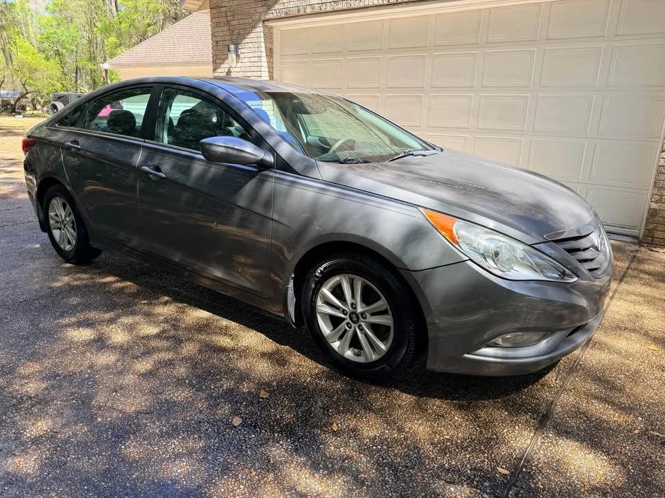 2013 Hyundai Sonata - Image 4 of 11