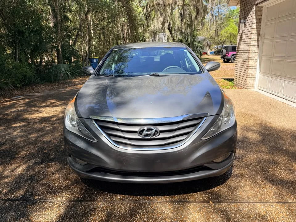 2013 Hyundai Sonata - Image 5 of 11