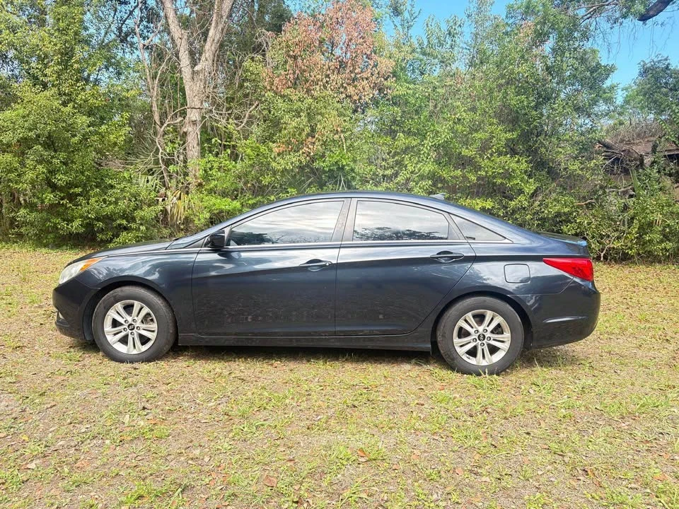 2013 Hyundai Sonata - Image 4 of 7