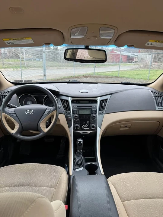 2013 Hyundai Sonata - Image 6 of 7
