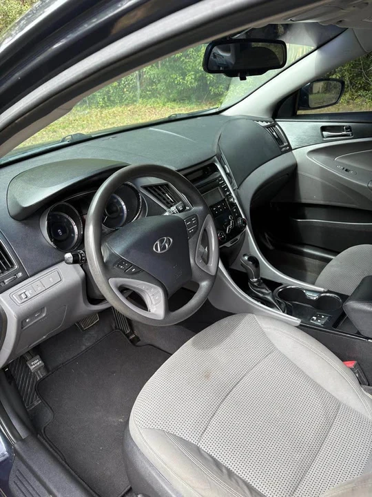 2013 Hyundai Sonata - Image 7 of 7