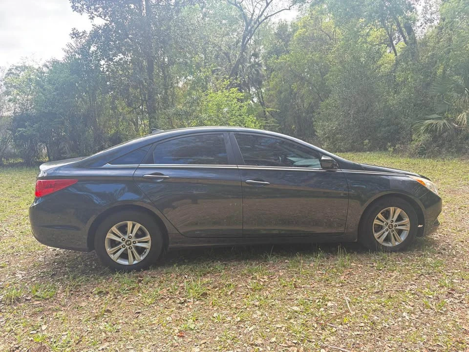2013 Hyundai Sonata - Image 3 of 7