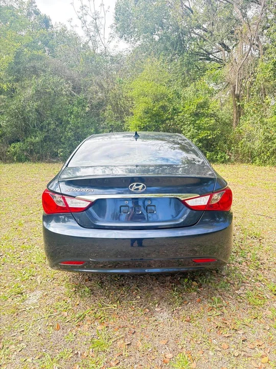 2013 Hyundai Sonata - Image 6 of 7