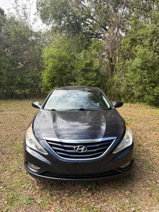 2013 Hyundai Sonata - Image 2 of 7