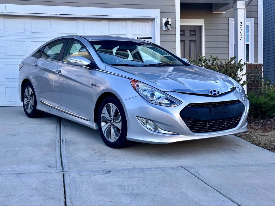 2013 Hyundai Sonata - Image 4 of 20