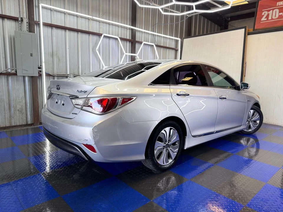 2013 Hyundai Sonata - Image 15 of 15