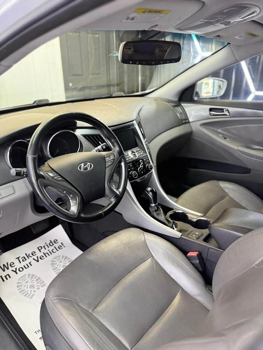 2013 Hyundai Sonata - Image 10 of 15
