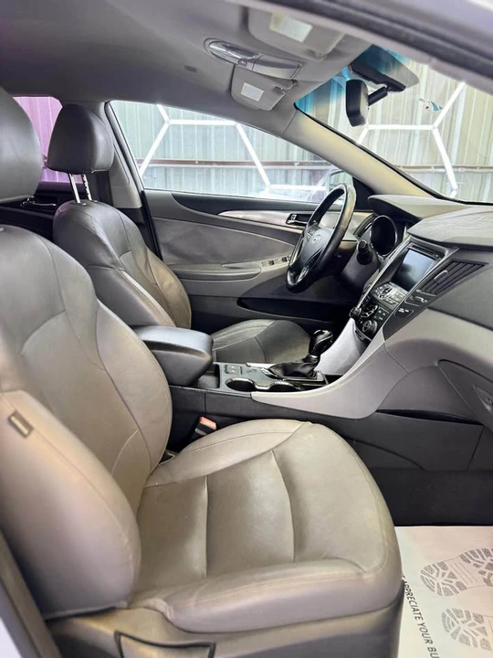 2013 Hyundai Sonata - Image 7 of 15