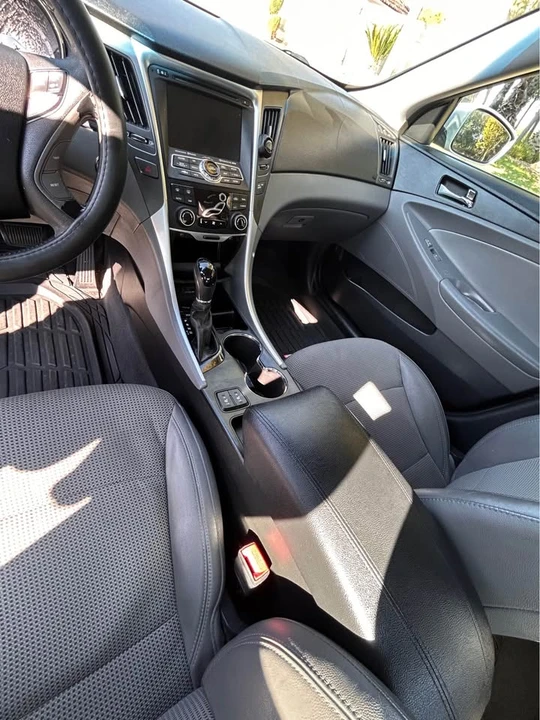 2013 Hyundai Sonata - Image 5 of 12