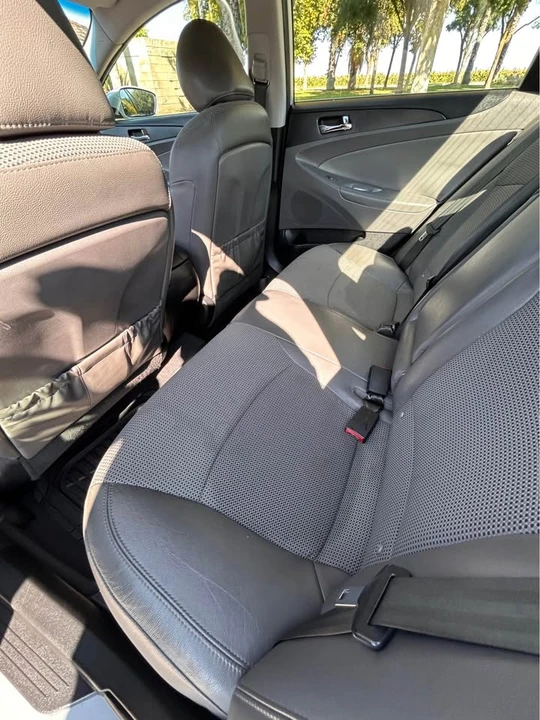2013 Hyundai Sonata - Image 8 of 12