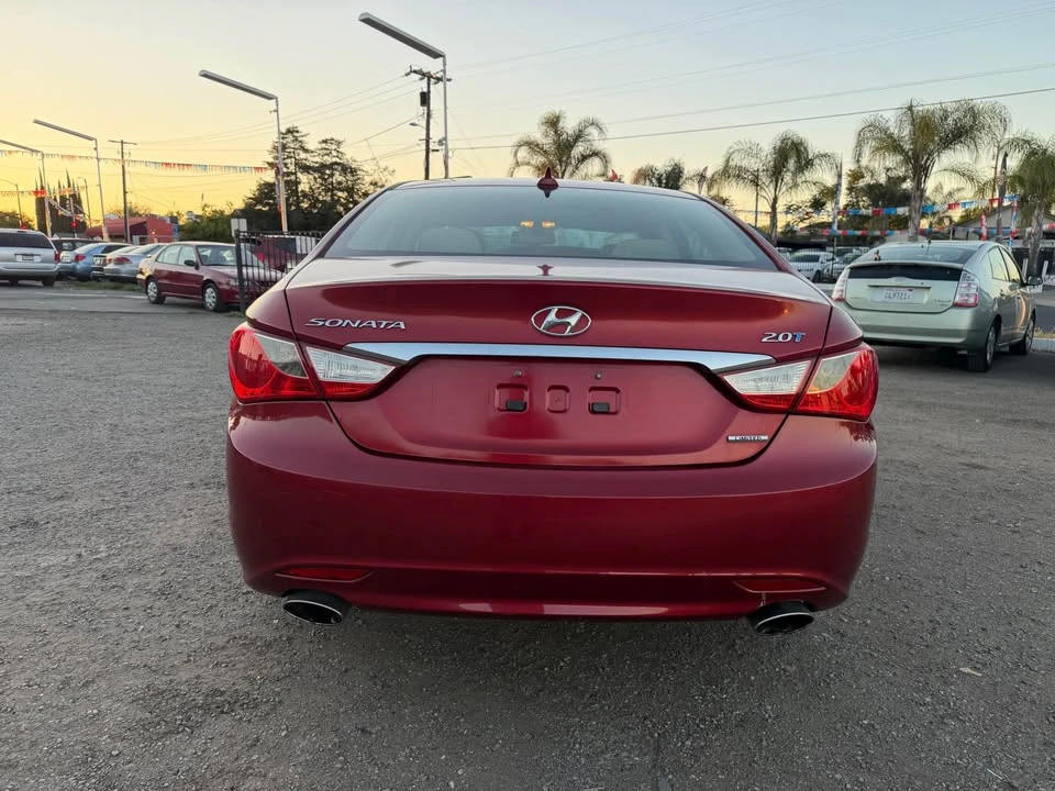 2013 Hyundai Sonata - Image 5 of 20