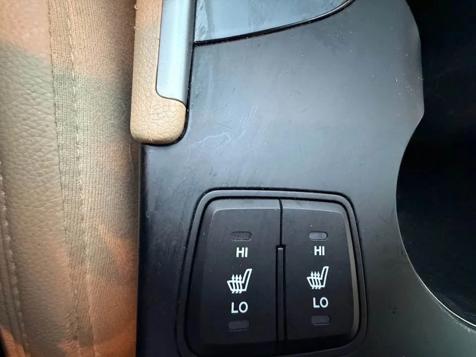 2013 Hyundai Sonata - Image 16 of 20
