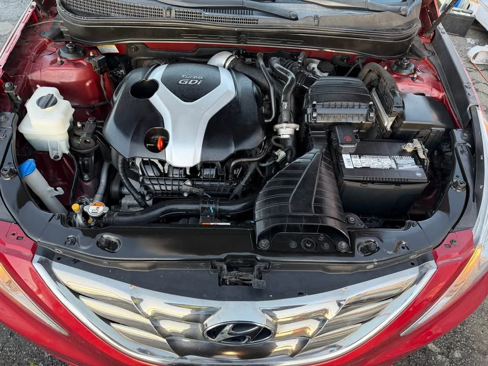 2013 Hyundai Sonata - Image 10 of 20