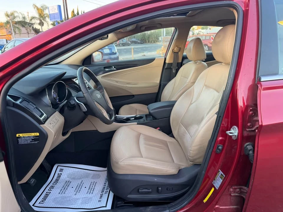 2013 Hyundai Sonata - Image 17 of 20