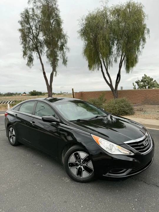 2013 Hyundai Sonata - Image 3 of 17
