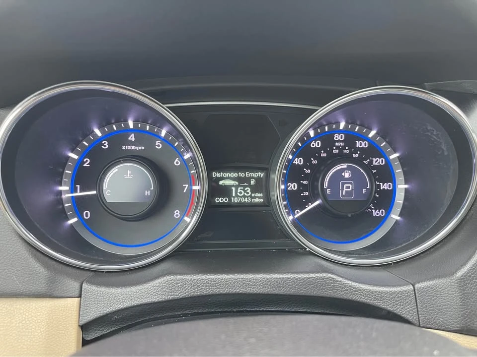 2013 Hyundai Sonata - Image 16 of 19