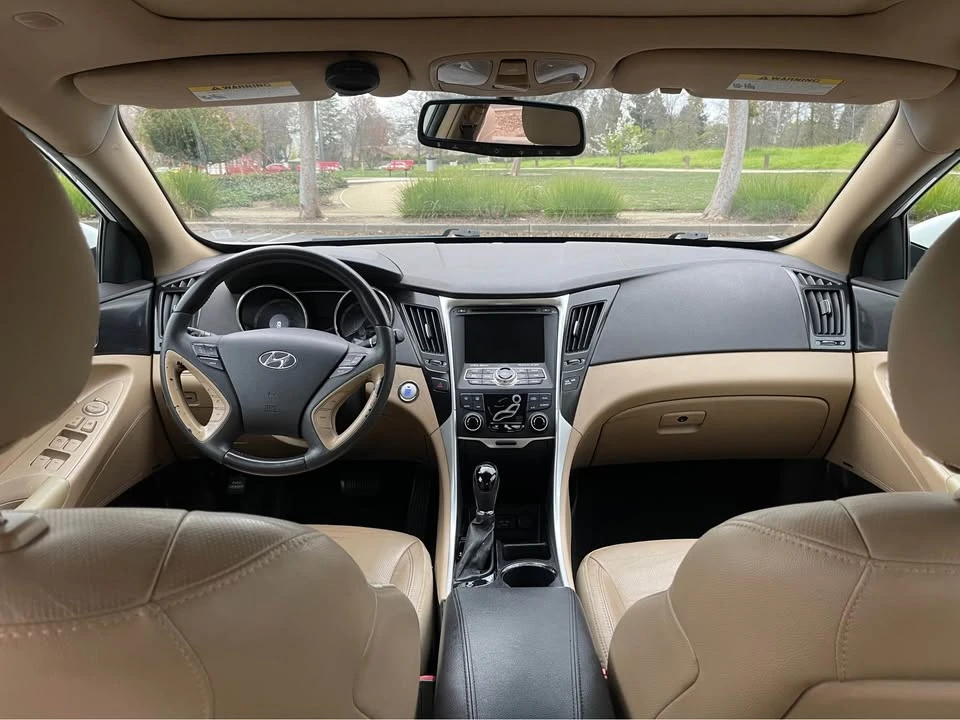 2013 Hyundai Sonata - Image 15 of 19