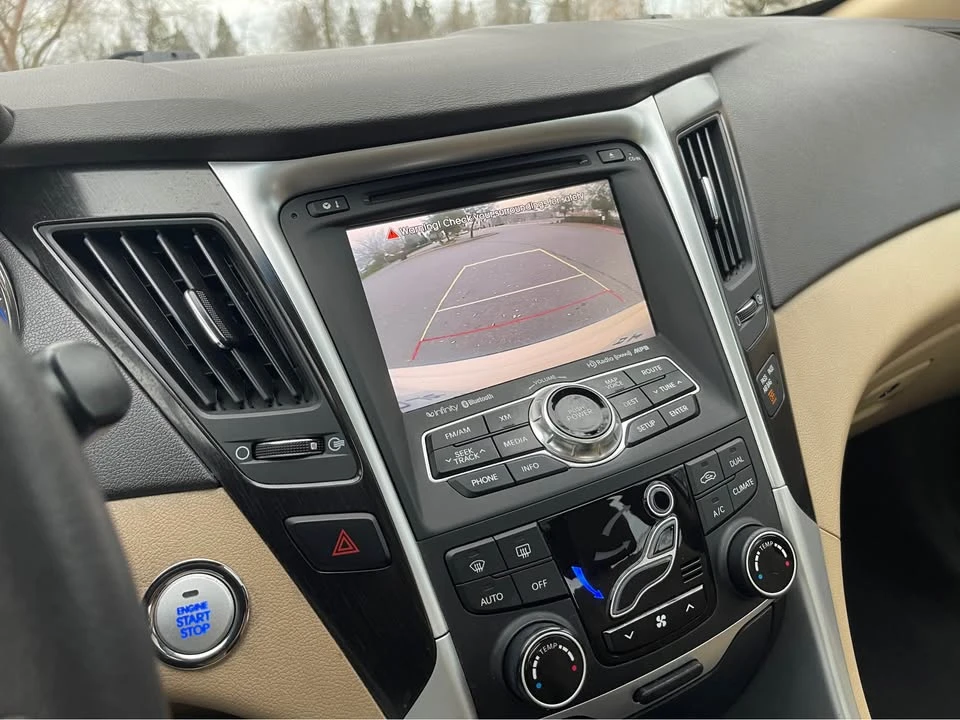 2013 Hyundai Sonata - Image 18 of 19