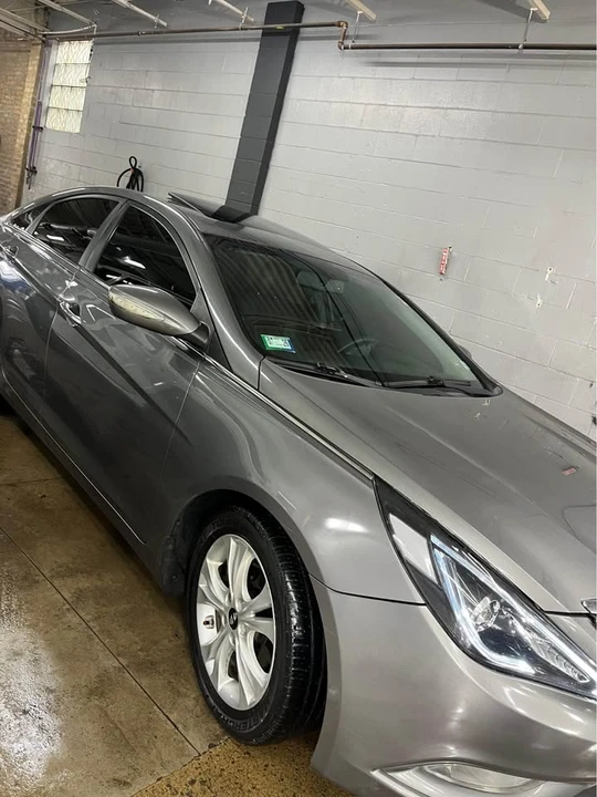 2013 Hyundai Sonata - Image 9 of 18